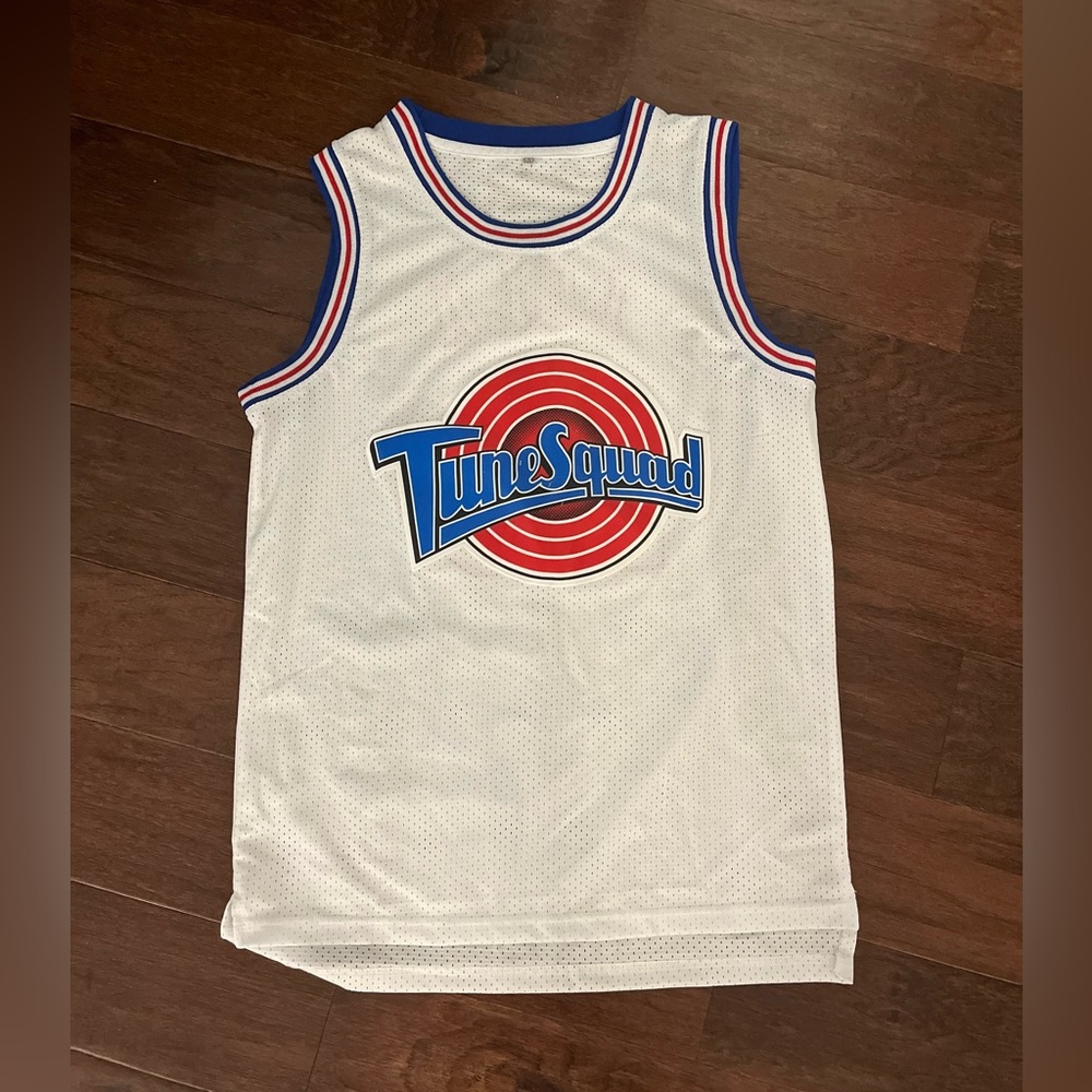 ❤️4 for $28 lola tune squad jersey